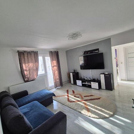 Apartament Rovine ไกรโอวา ภายนอก รูปภาพ
