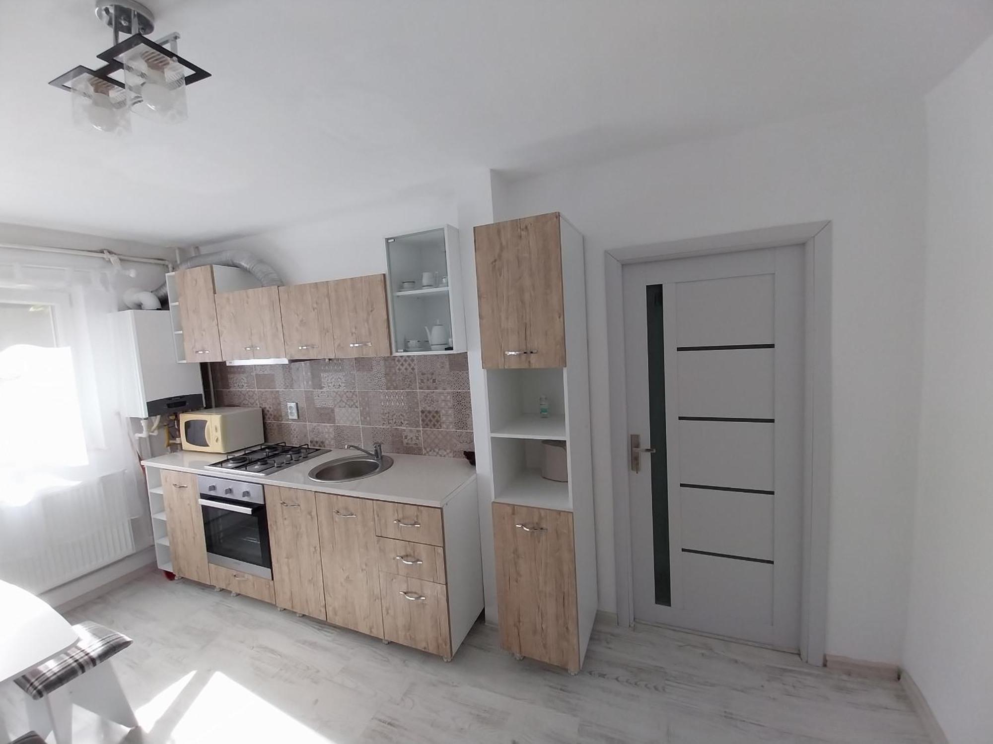 Apartament Rovine ไกรโอวา ภายนอก รูปภาพ