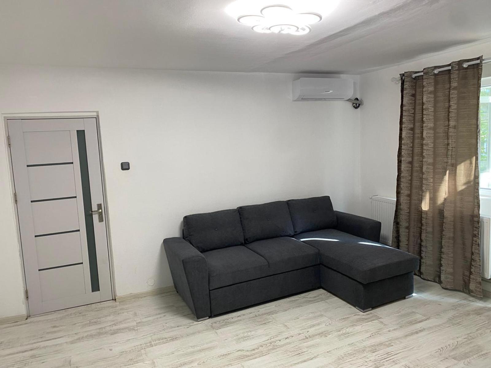 Apartament Rovine ไกรโอวา ภายนอก รูปภาพ